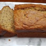 Lee más sobre el artículo Descubre el secreto del pan de plátano de la abuela con esta deliciosa receta